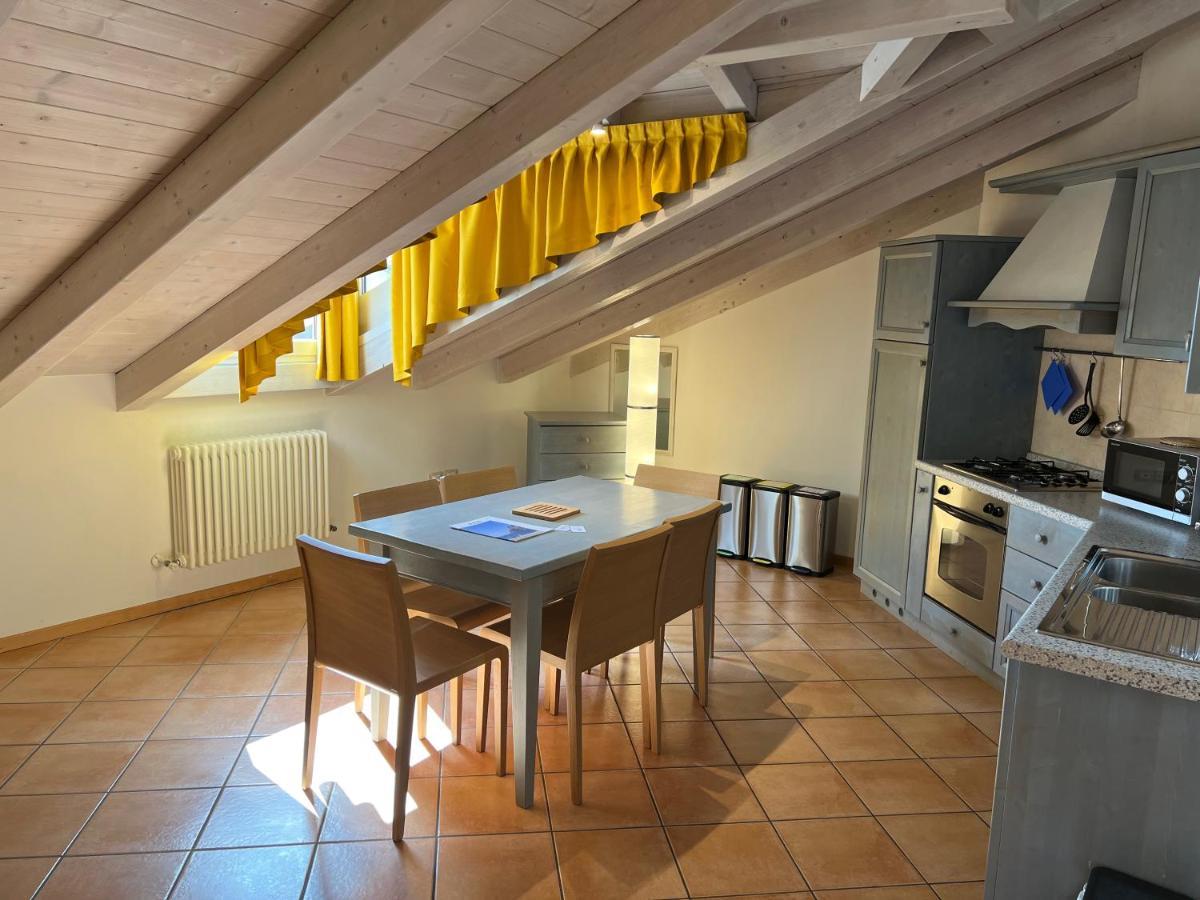 Studio Apartments Baia Azzurra 7 Torbole Sul Garda Eksteriør billede