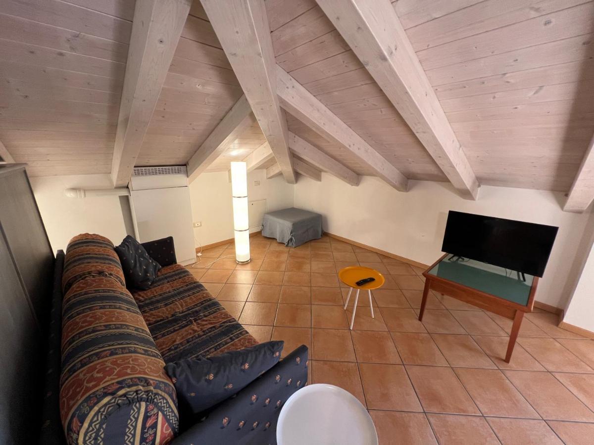 Studio Apartments Baia Azzurra 7 Torbole Sul Garda Eksteriør billede