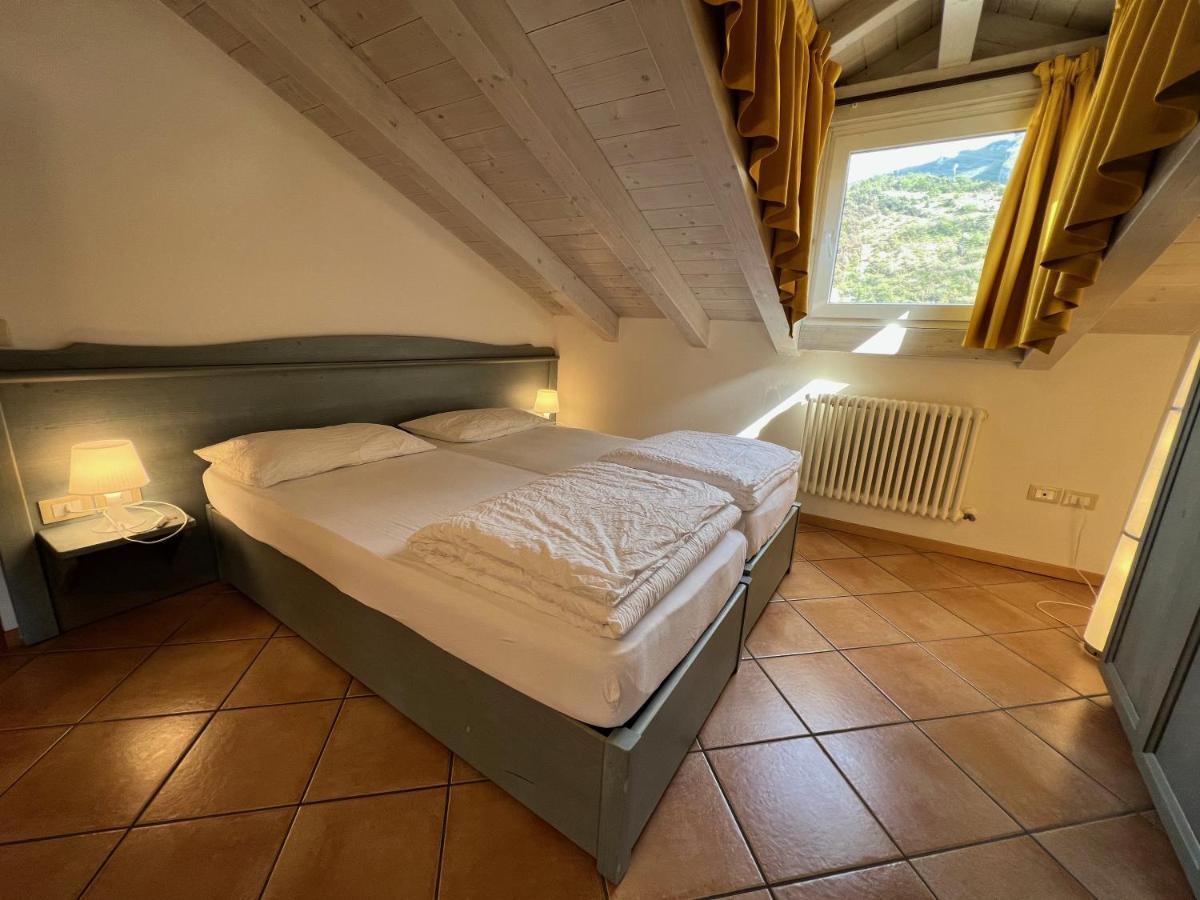 Studio Apartments Baia Azzurra 7 Torbole Sul Garda Eksteriør billede